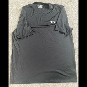 black loose heat gear under armour